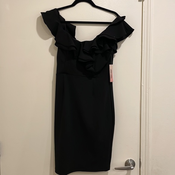 NWT Sunset and Spring off shoulder ruffle dress - Picture 2 of 4